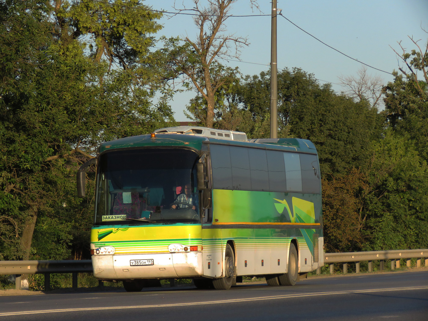 Краснодарский край, Neoplan N316SHD Transliner Neobody № У 385 ОН 193