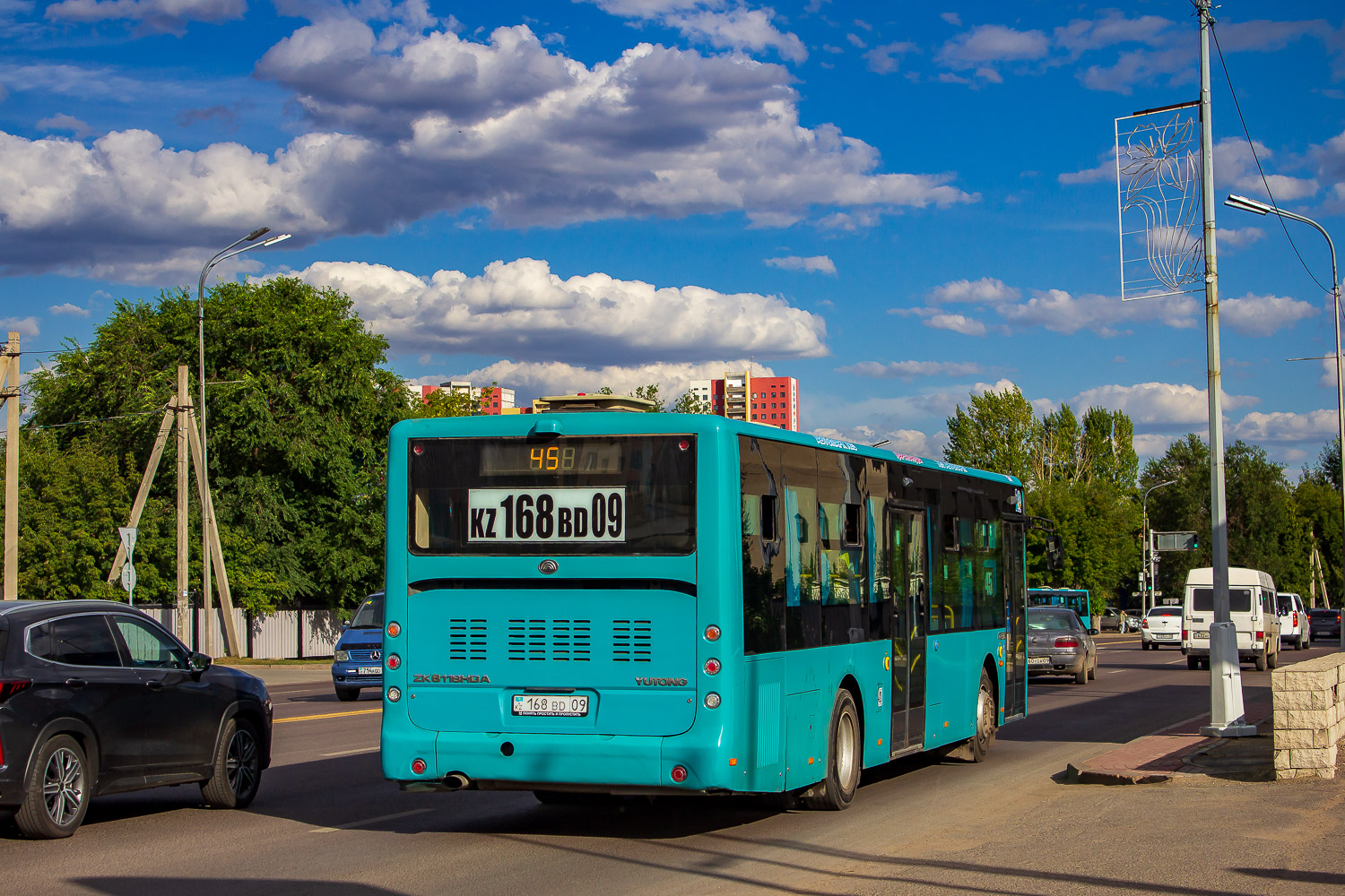 Карагандинская область, Yutong ZK6118HGA № 168 BD 09