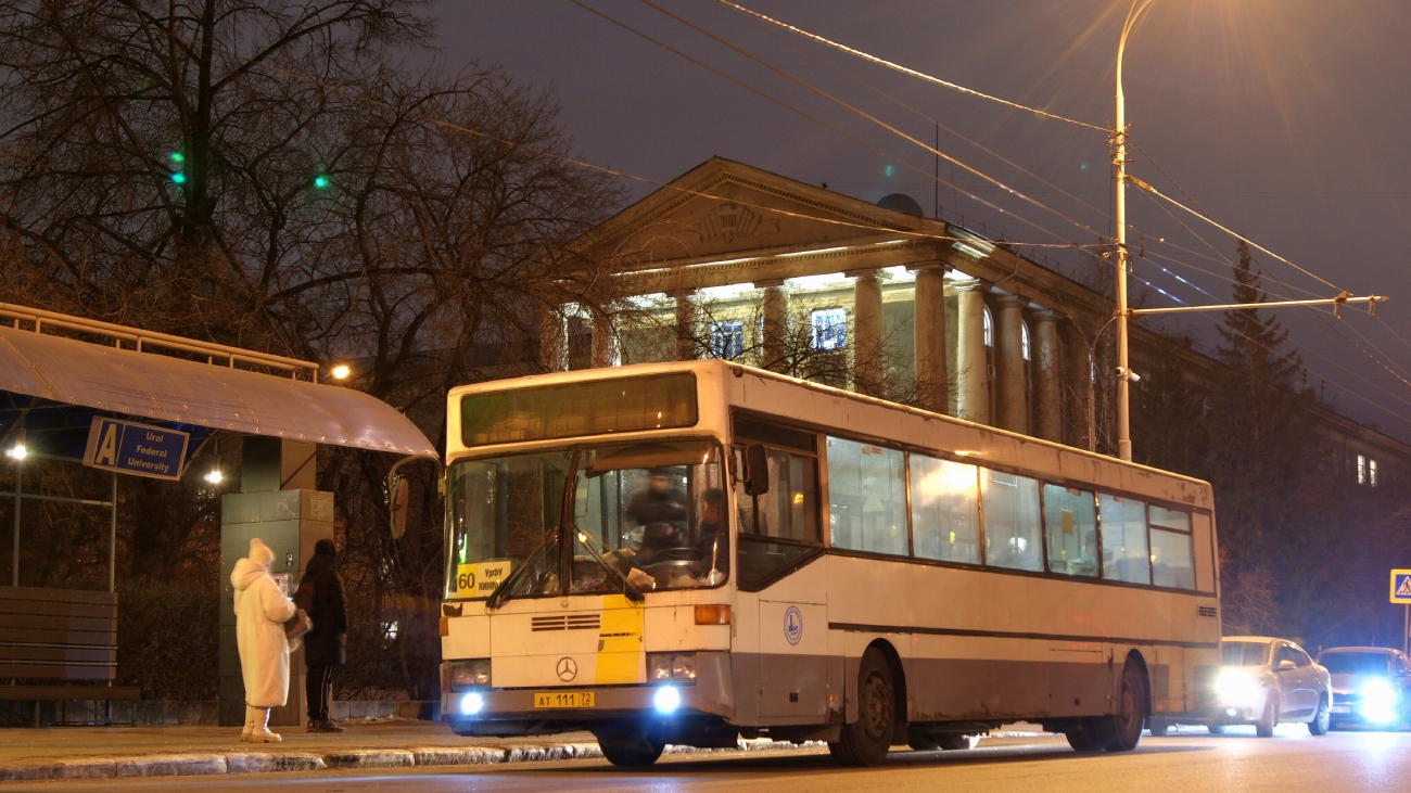 Свердловская область, Mercedes-Benz O405 № АТ 111 72