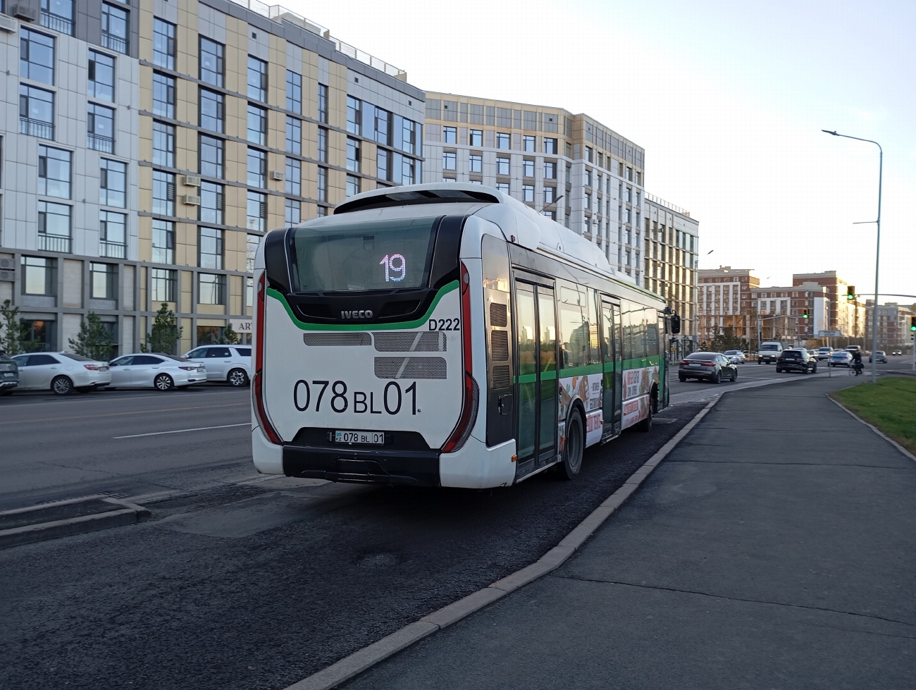 Астана, IVECO Urbanway 12M Hybrid (СарыаркаАвтоПром) № D222