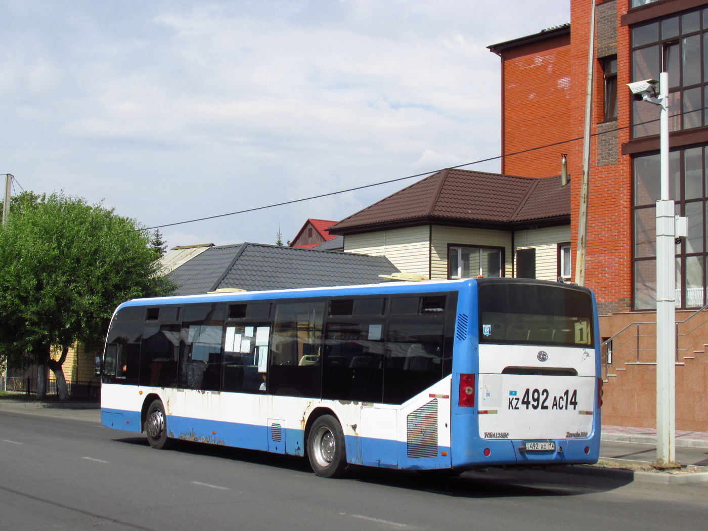 Павлодарская область, Zonda YCK6128HC № 492 AC 14