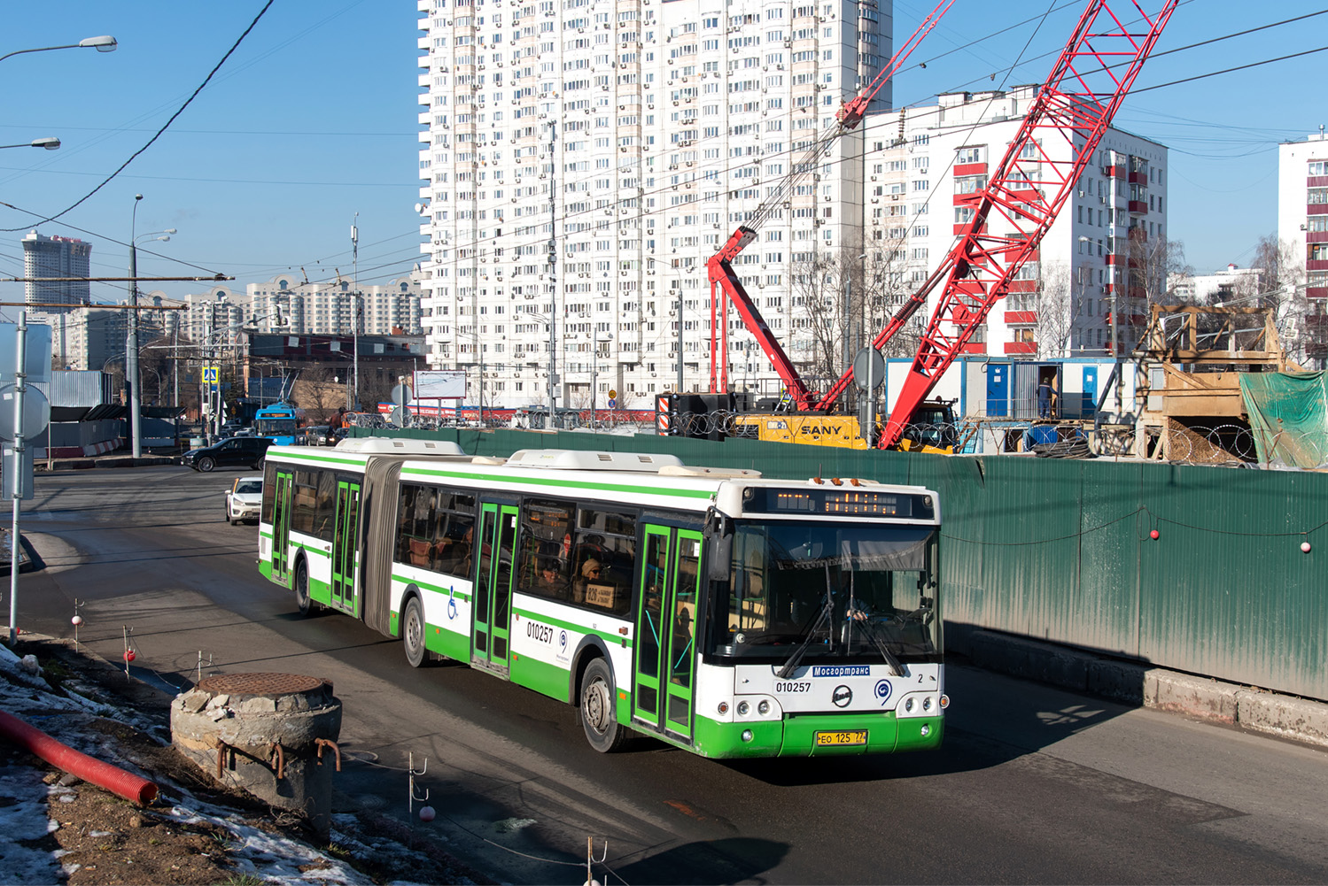 Москва, ЛиАЗ-6213.21 № 010257