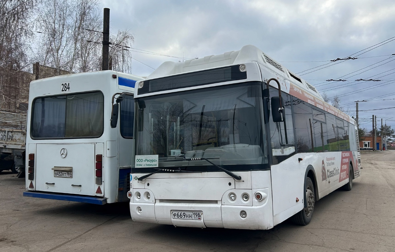 Саратовская область, ЛиАЗ-5292.67 (CNG) № Р 669 НН 198