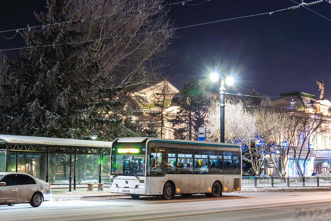 Омская область, Dongfeng EQ6930 № 8386