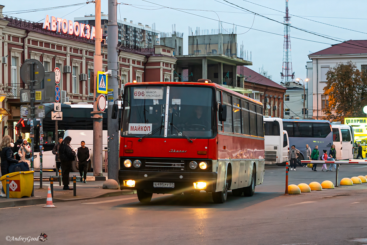 Адыгея, Ikarus 256.74 № А 495 РУ 01