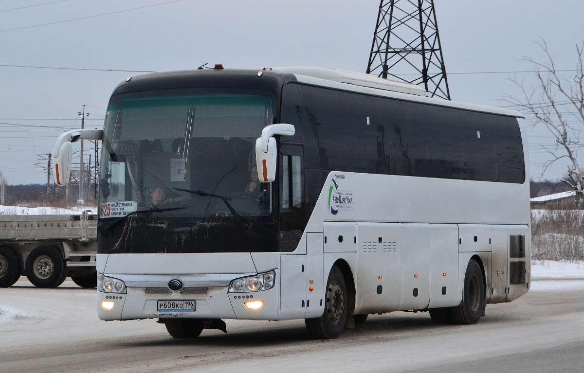 Свердловская область, Yutong ZK6122H9 № Р 608 КО 196