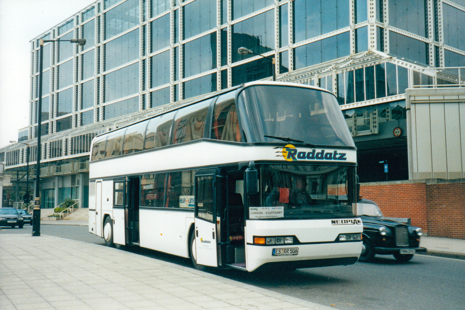 Баден-Вюртемберг, Neoplan N122/3 Skyliner № ES-RR 506