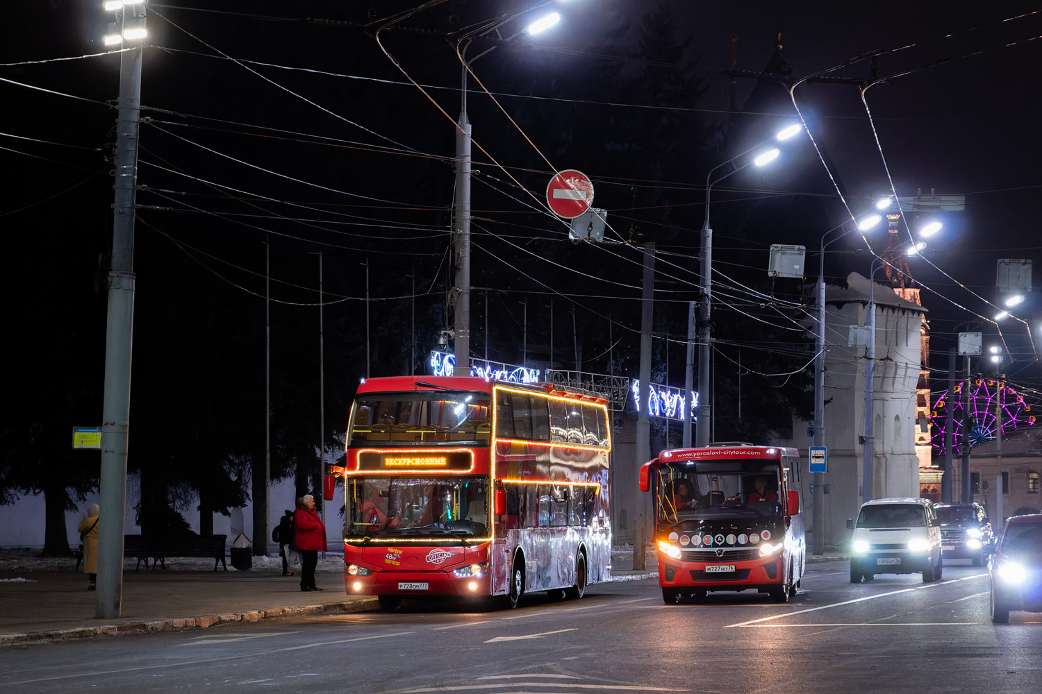 Ярославская область, Higer KLQ6109GS № Р 728 ОМ 777; Ярославская область, ПАЗ-320405-04 "Vector Next" № М 727 НО 76