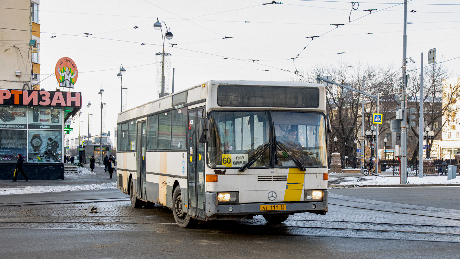 Свердловская область, Mercedes-Benz O405 № АТ 111 72