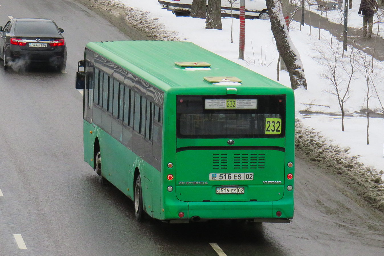 Алматы, Yutong ZK6118HGA № 516 ES 02