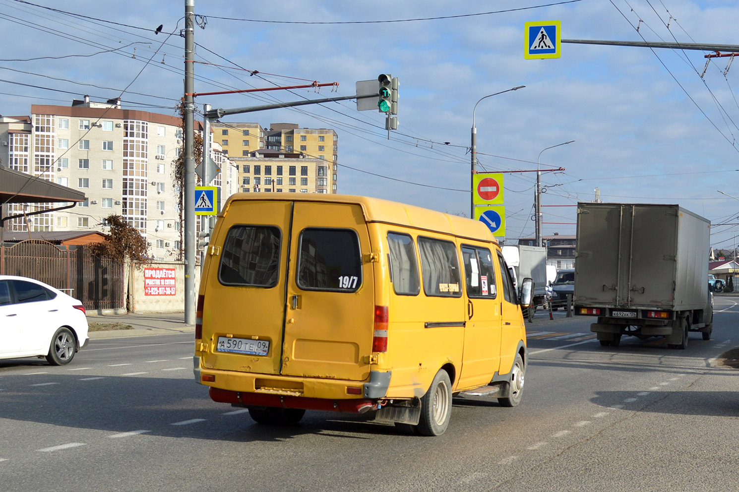 Карачаево-Черкесия, ГАЗ-322131 (X78) № А 590 ТЕ 09