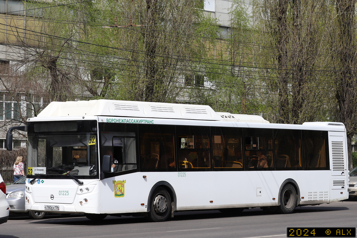 Воронежская область, ЛиАЗ-5292.67 (CNG) № 01225