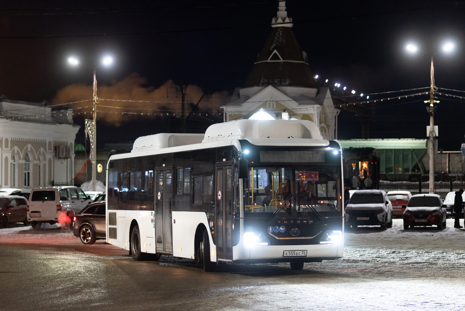 Вологодская область, Yutong ZK6116HG № Е 555 ЕС 35