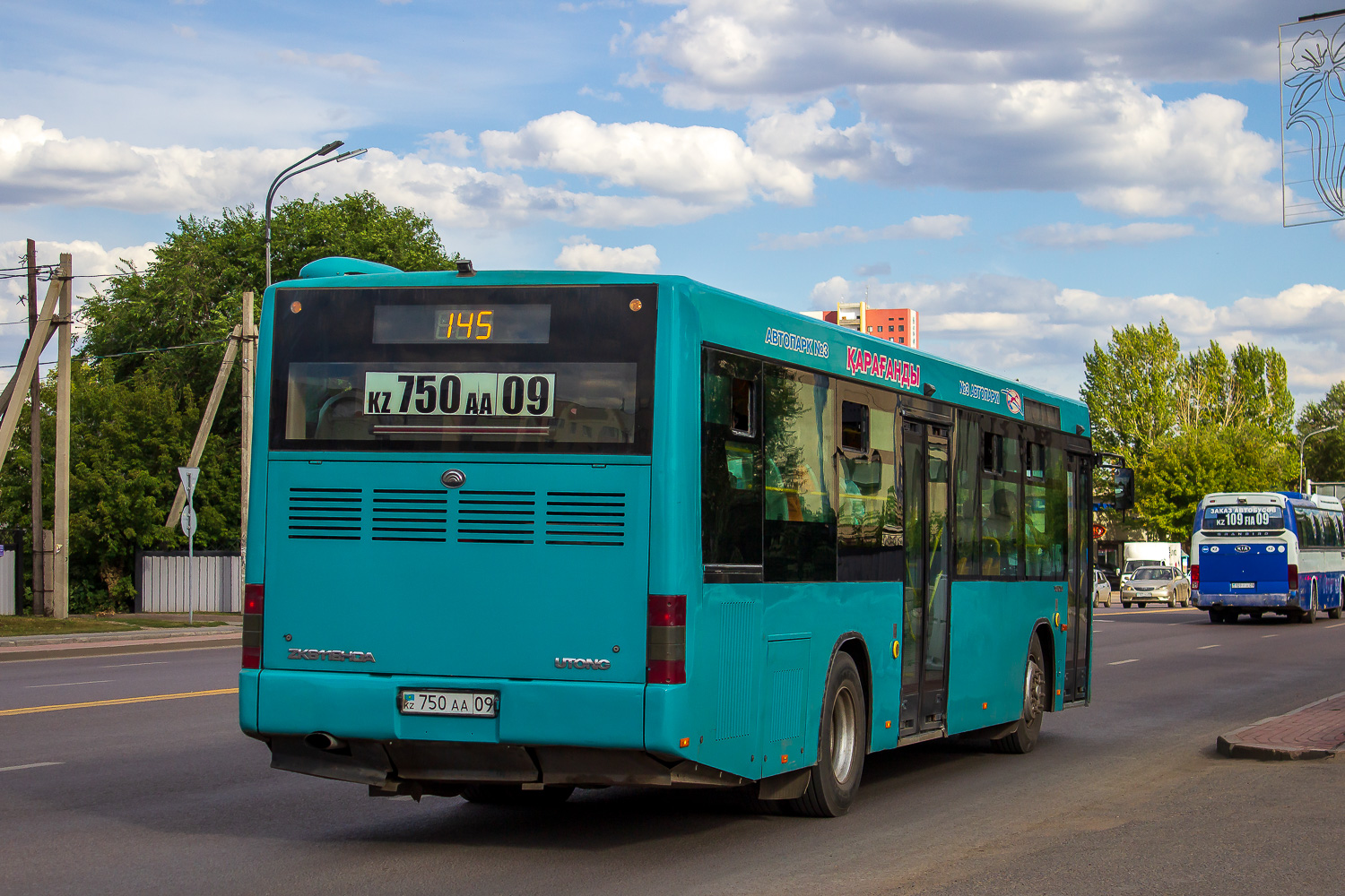 Карагандинская область, Yutong ZK6118HGA № 750 AA 09