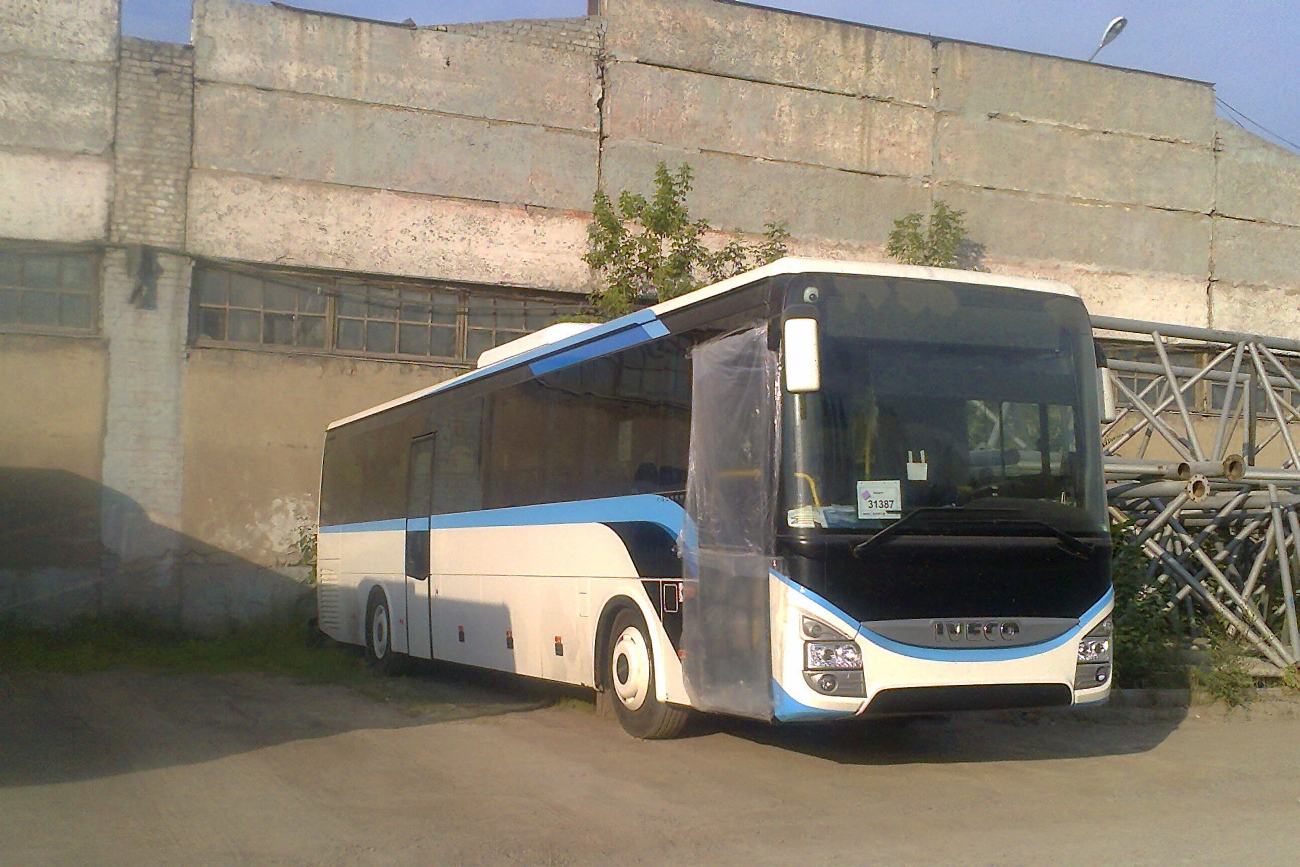 Астана, IVECO Crossway LINE 13M (СарыаркаАвтоПром) № Z059