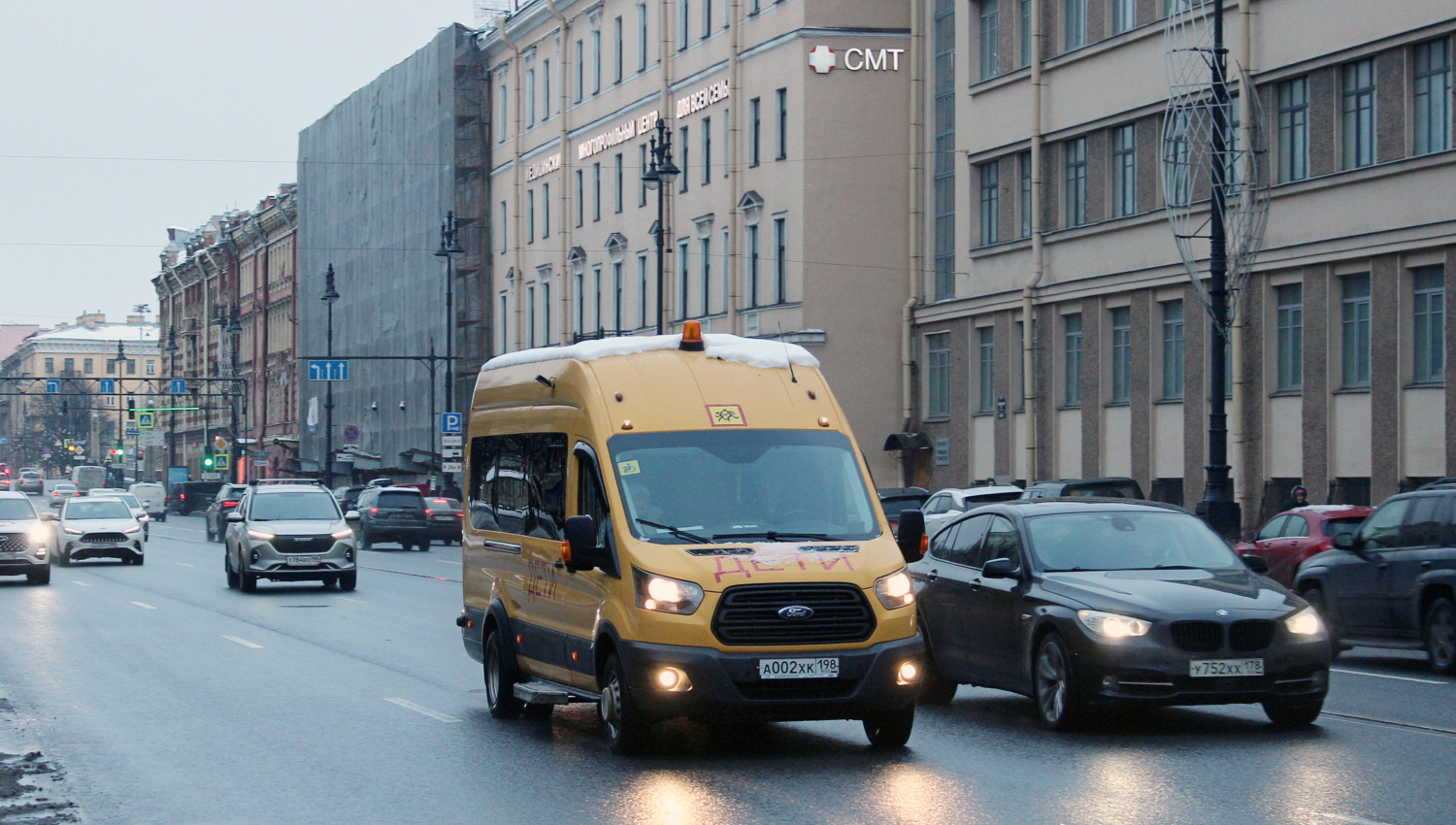 Санкт-Петербург, Ford Transit FBD [RUS] (Z6F.ESG.) № А 002 ХК 198