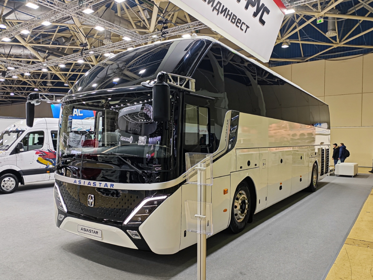 Москва, AsiaStar X9 (YBL6128HQ3C) № AsiaStar X9; Москва — Международная выставка "Комтранс 2024"