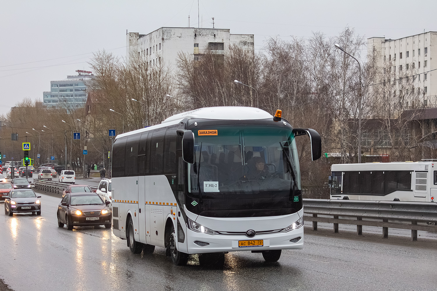 Тюменская область, Yutong C9 (ZK6947HN) № АС 842 72