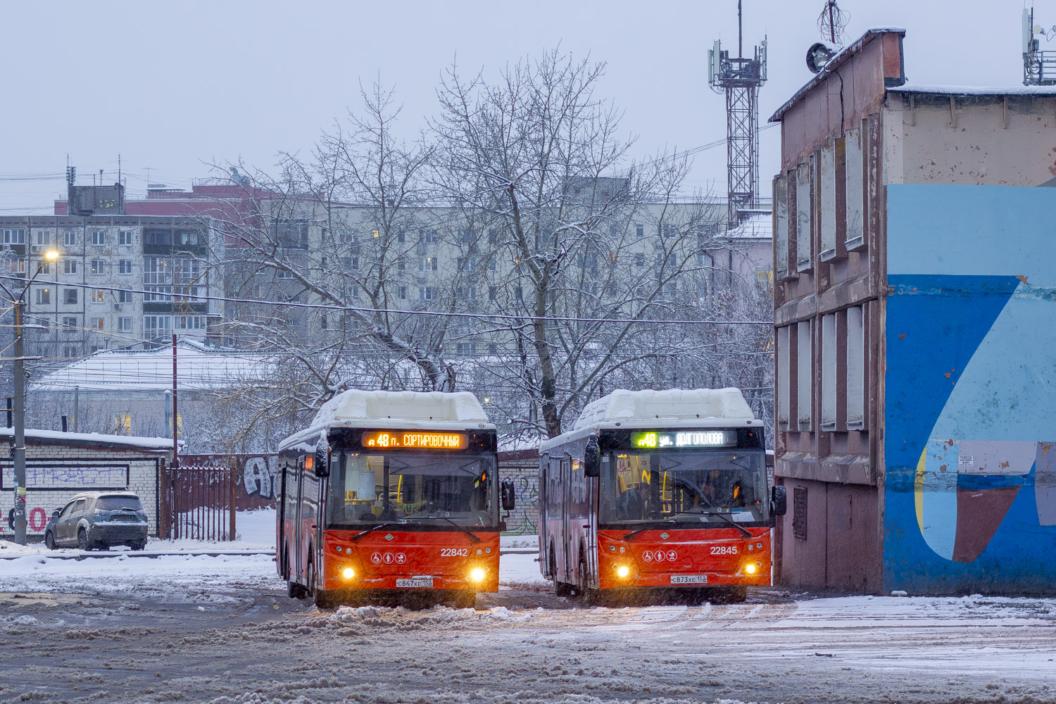 Нижегородская область, ЛиАЗ-5292.67 (CNG) № 22842; Нижегородская область, ЛиАЗ-5292.67 (CNG) № 22845