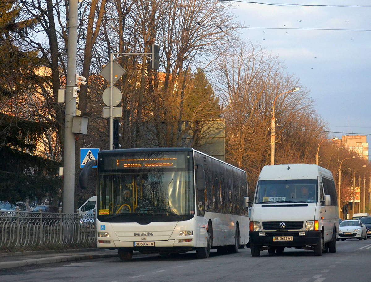 Ровненская область, MAN A21 Lion's City NL280 № BK 3206 IA; Ровненская область, Volkswagen LT46 № BK 5663 AI