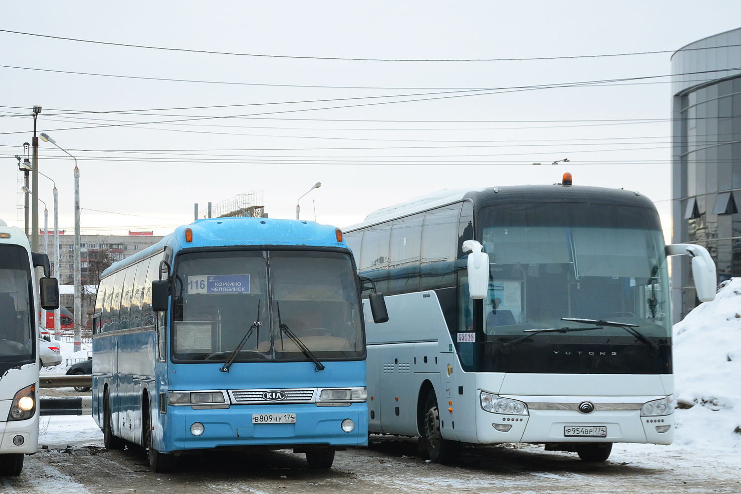 Челябинская область, Kia Granbird № В 809 НУ 174