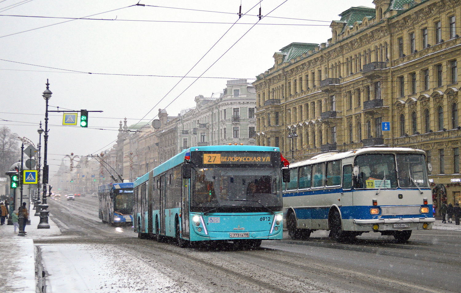 Санкт-Петербург, МАЗ-216.047 № 6912