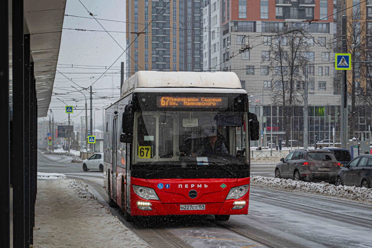 Пермский край, Lotos-105C02 № Н 227 СТ 159