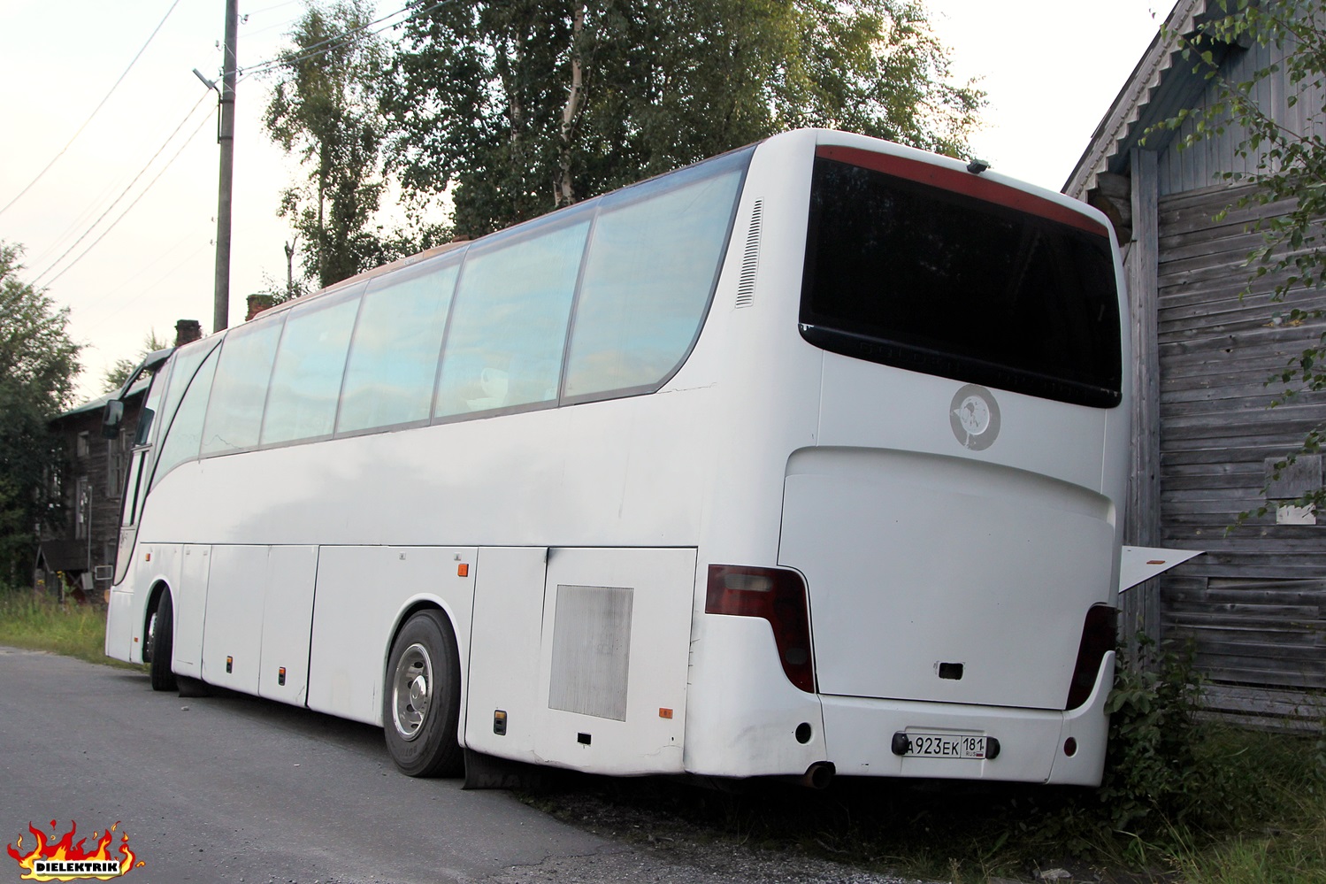 Ростовская область, Golden Dragon XML6129E1A Grand Cruiser № А 923 ЕК 181