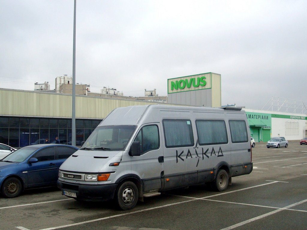 Киев, IVECO Daily 35C13 № KA 3207 IT