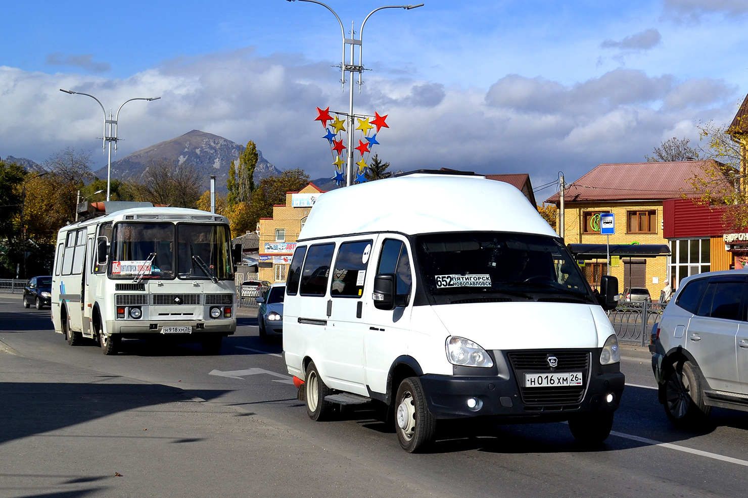 Ставропольский край, ПАЗ-32053 № Н 918 ХМ 26; Ставропольский край, Луидор-225000 (ГАЗ-322133) № Н 016 ХМ 26