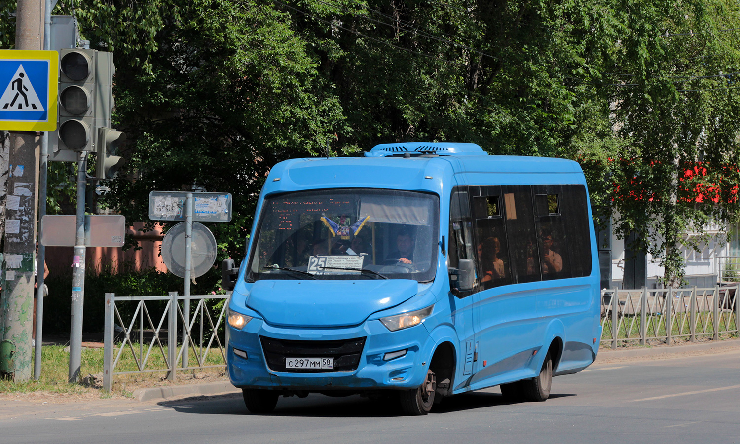 Пензенская область, Нижегородец-VSN700 (IVECO) № С 297 ММ 58