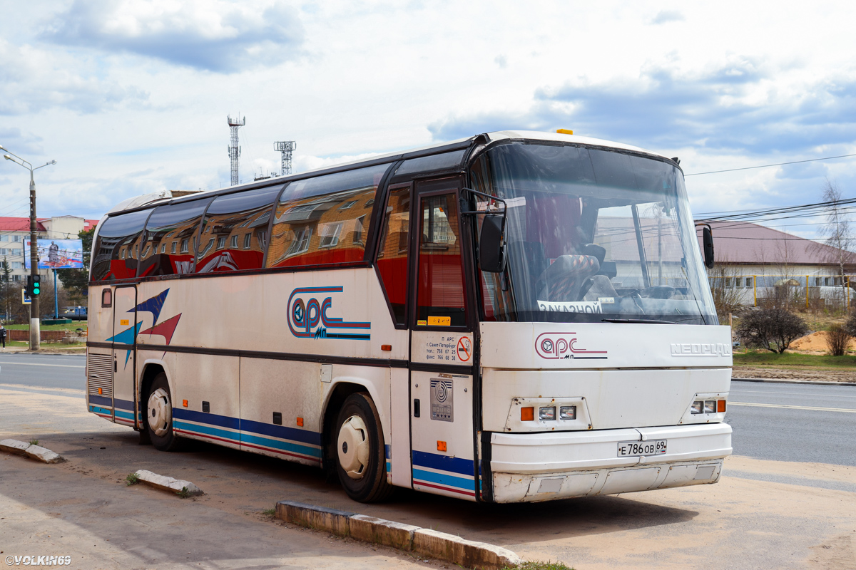 Тверская область, Neoplan N212H Jetliner № Е 786 ОВ 69