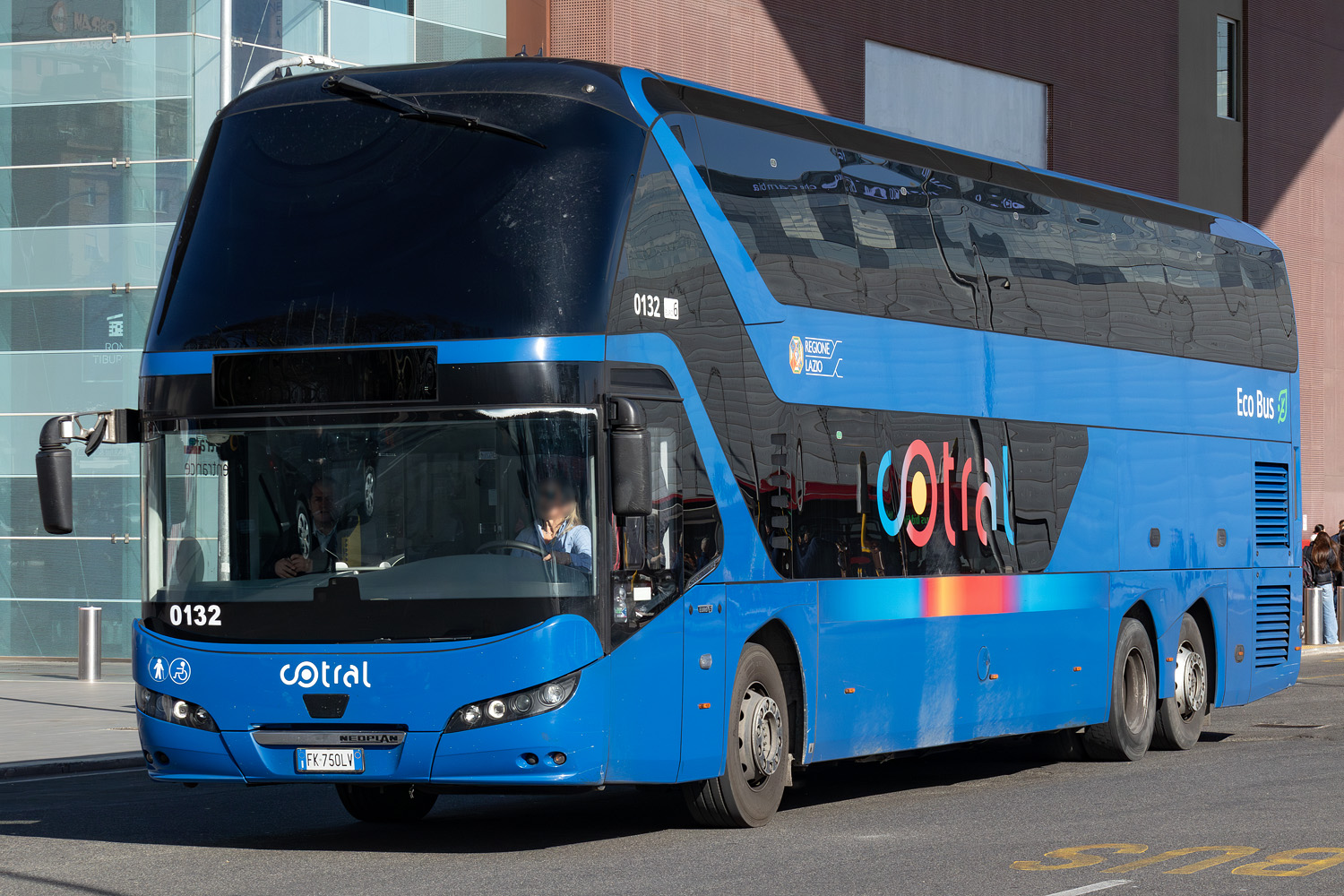 Италия, Neoplan P06 N1222/3L Skyliner L № 0132