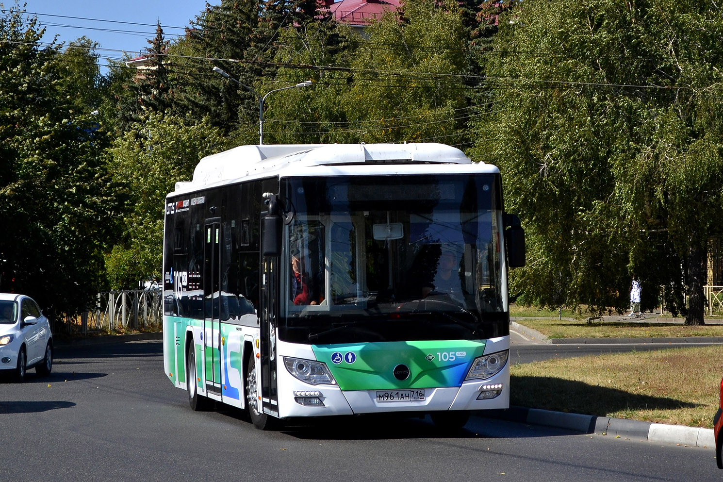 Ставропольский край, Lotos-105C02 № М 961 АН 716