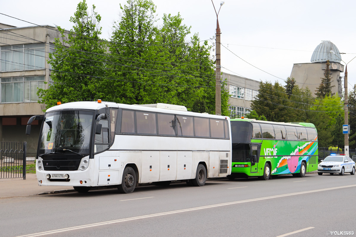 Тверская область, ГолАЗ-52911-11 № Е 766 ТО 750; Тверская область, Neoplan N117 Spaceliner № АК 533 69