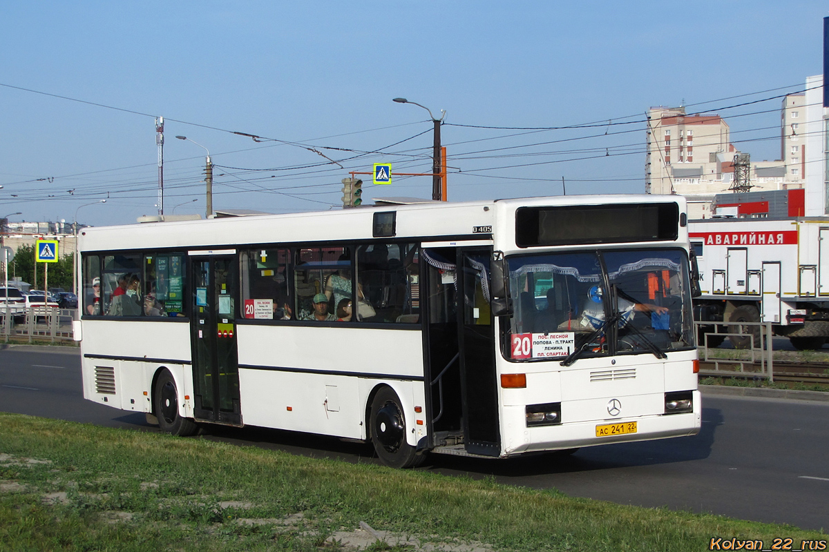 Алтайский край, Mercedes-Benz O405 (France) № АС 241 22