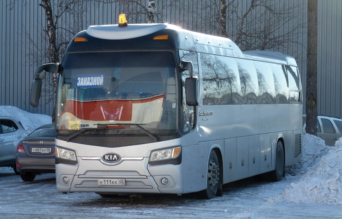 Курганская область, Kia Granbird № Н 111 КК 45