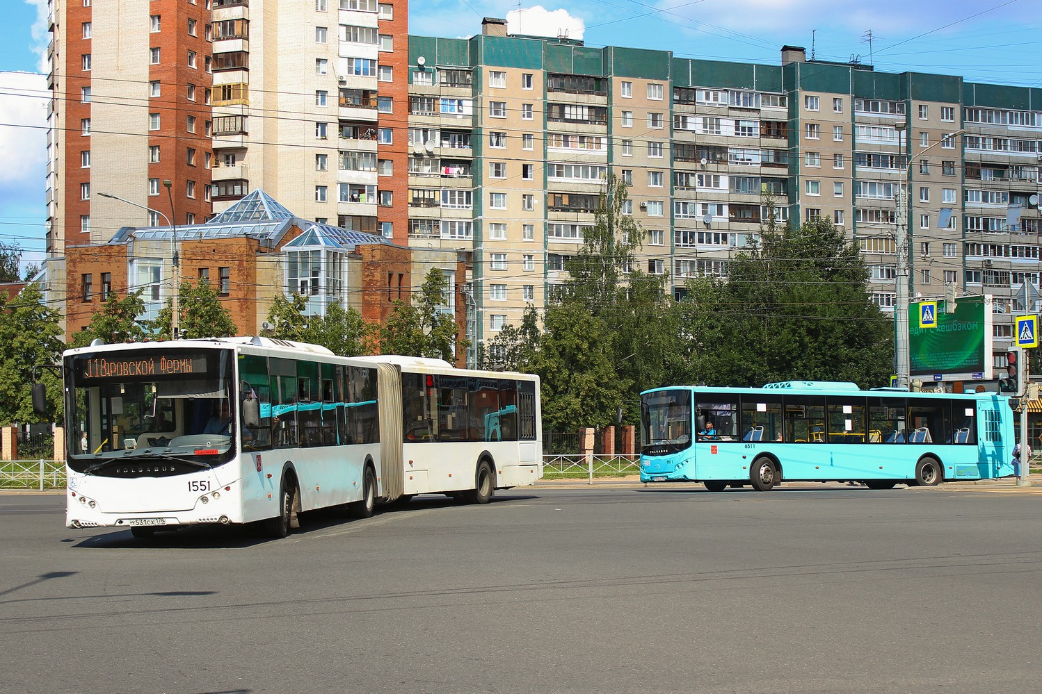 Санкт-Петербург, Volgabus-6271.05 № 1551; Санкт-Петербург, Volgabus-5270.G4 (LNG) № 6511