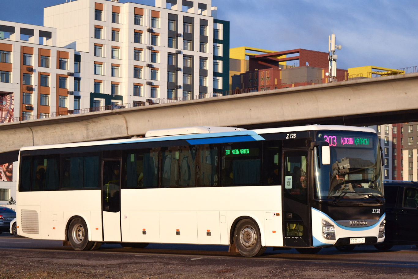 Astana, IVECO Crossway LINE 13M (SaryarkaAvtoProm) č. Z128