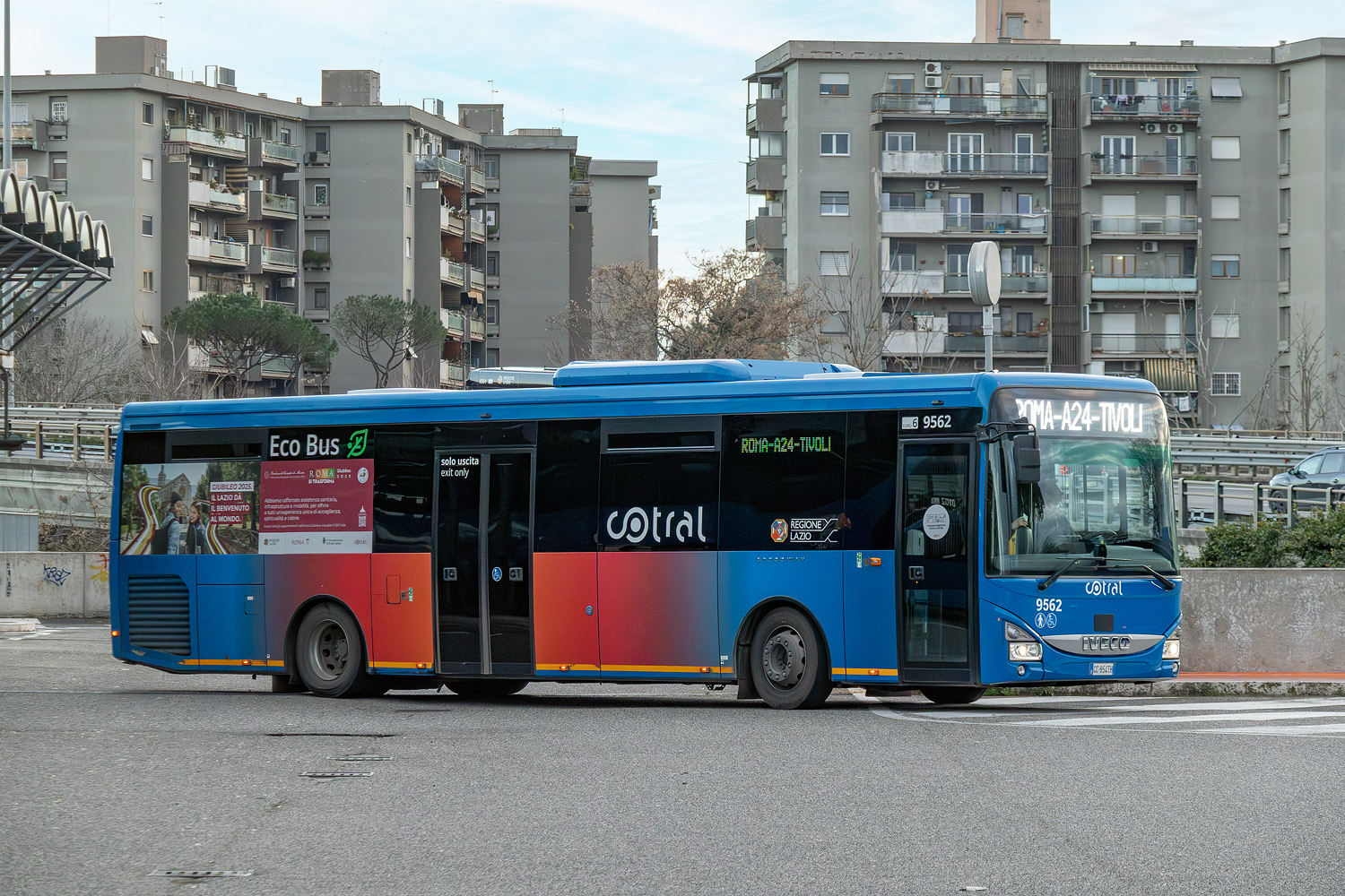 Италия, IVECO Crossway LE LINE 12M № 9562