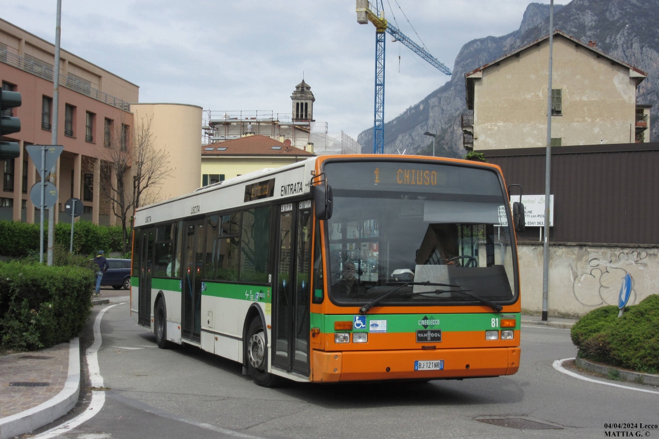 Италия, Van Hool A330 № 81