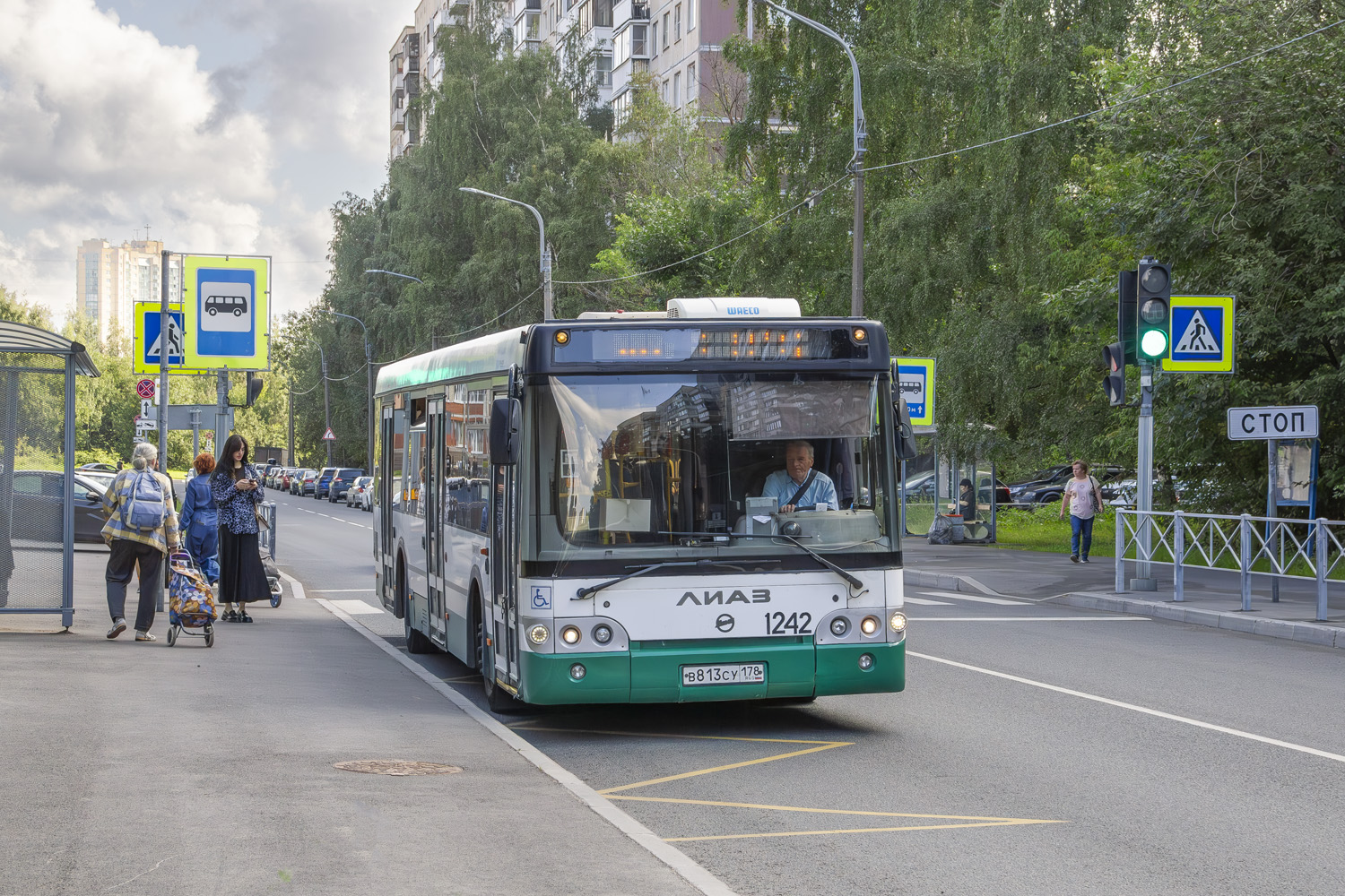 Санкт-Петербург, ЛиАЗ-5292.60 № 1242