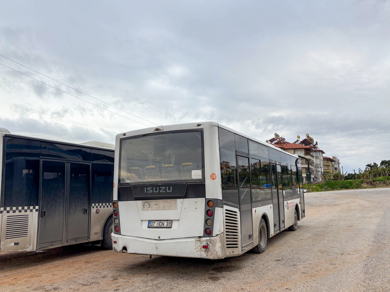 Турция, Güleryüz Cobra GD272LF № 19; Турция, Anadolu Isuzu Citibus (Yeni) № 38