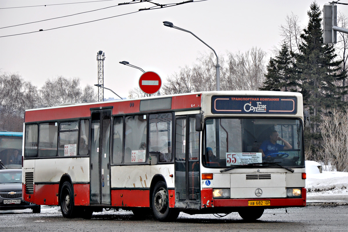 Алтайский край, Mercedes-Benz O405N2 № АВ 682 22