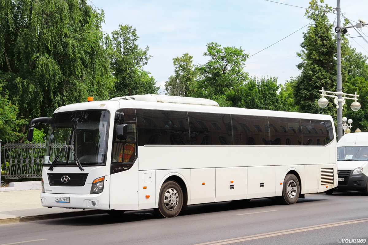 Тверская область, Hyundai Universe Space Luxury № М 347 РР 69
