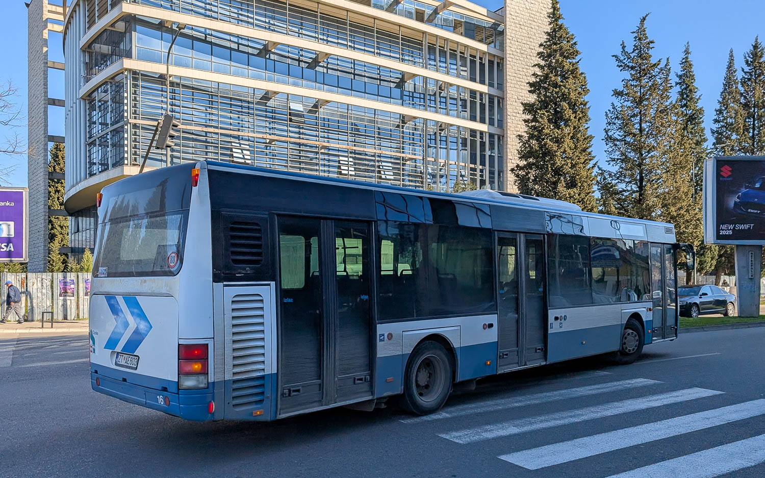 Черногория, Neoplan N4416 Centroliner № 004
