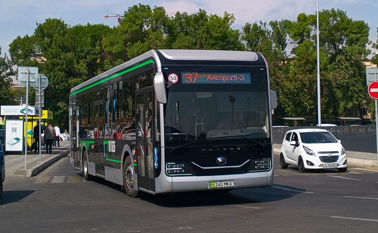 Узбекистан, Yutong ZK6126BEVG № 01026