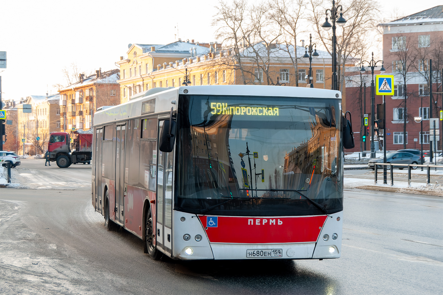 Пермский край, МАЗ-203.016 № Н 680 ЕН 159