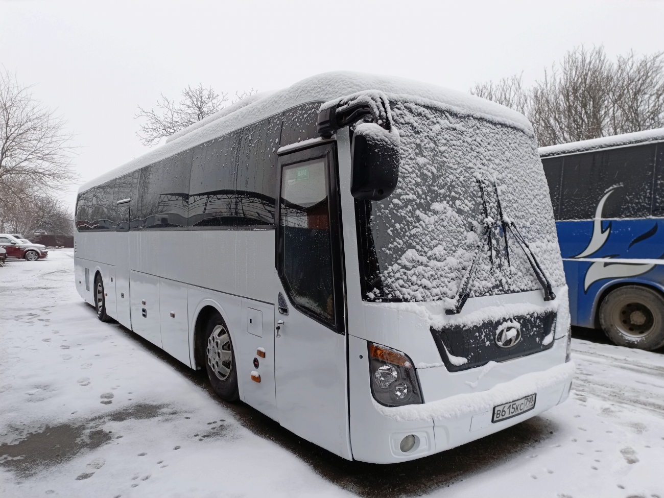 Краснодарский край, Hyundai Universe Space Luxury № В 615 КС 790