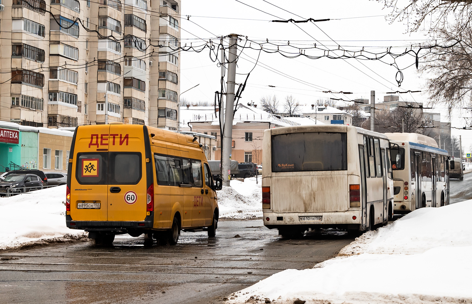 Башкортостан, ИАЦ 1767A4 № В 895 СН 702; Башкортостан, ПАЗ-320302-08 № Е 610 ТН 702